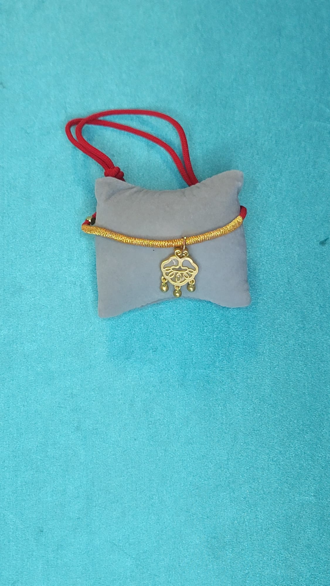 Custom pet necklace for pet loss remembrance