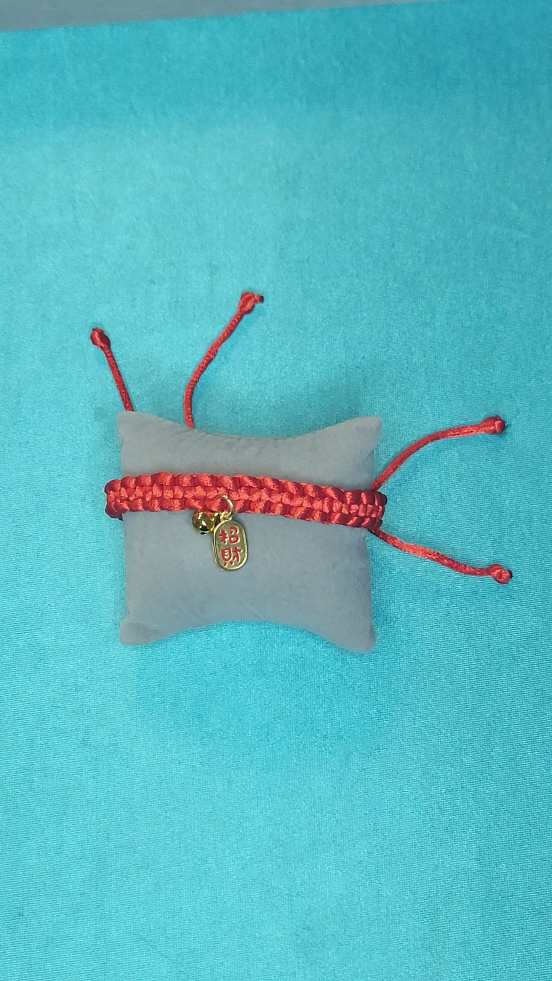 Custom Pet Necklace gift box with velvet interior